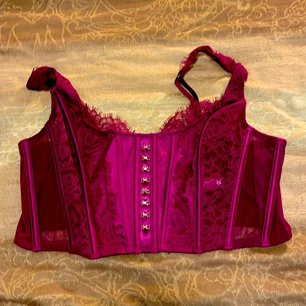 - NWT Victoria’s Secret bralette size extra large burgundy